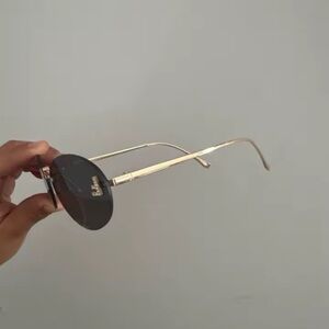 Stylish Black and Gold Sunglasses